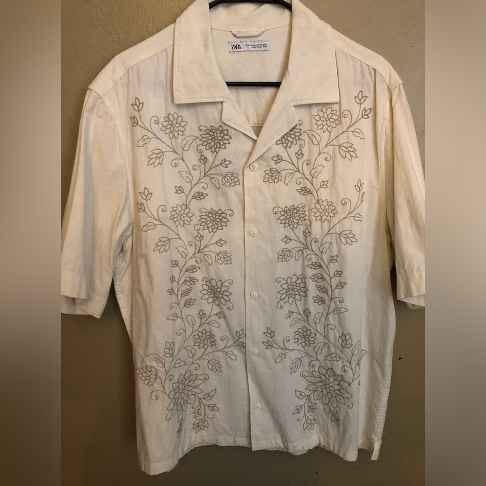 Zara - Button Down Shirt (Men’s XL)